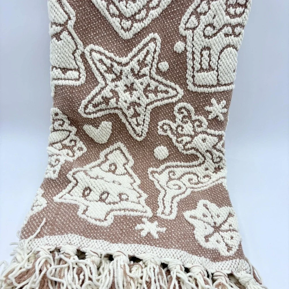Cupcakes and Cashmere Throw Blanket Decorative Christmas Holiday‎ Gingerbread